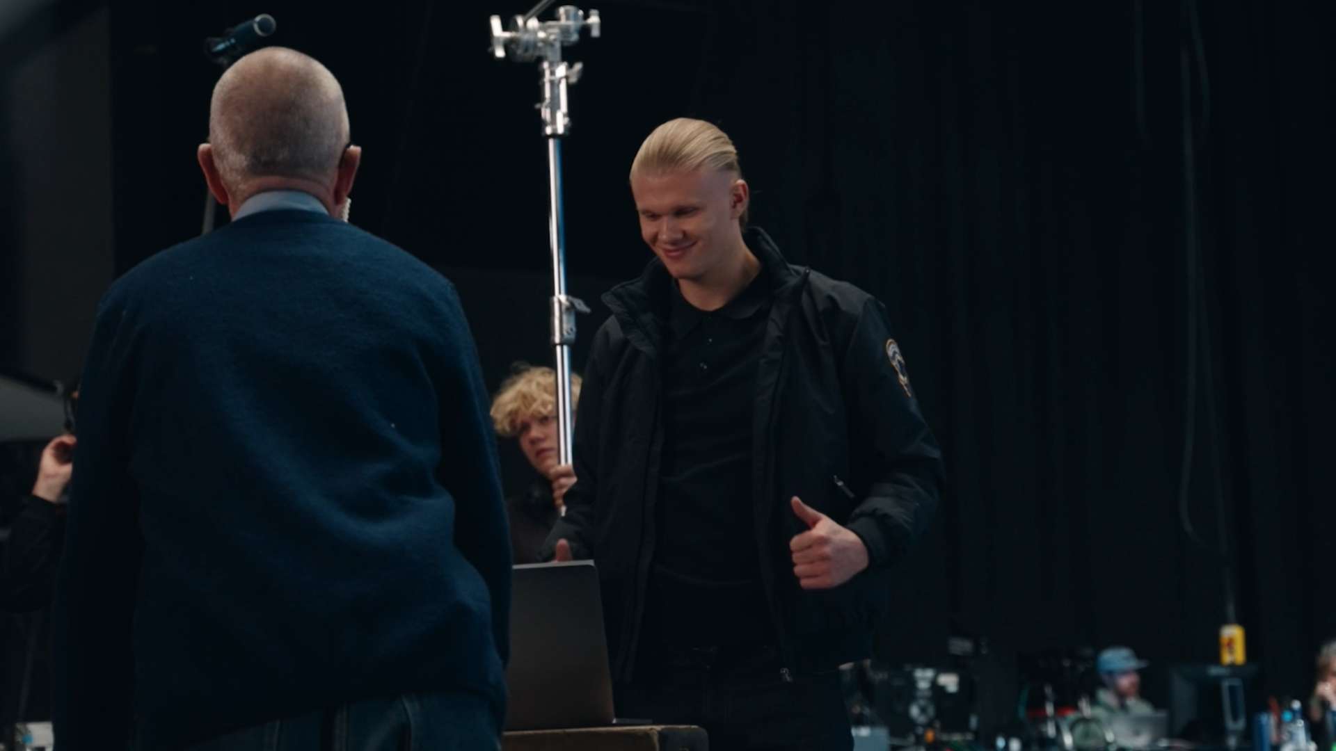 就必须参与 就必须参与